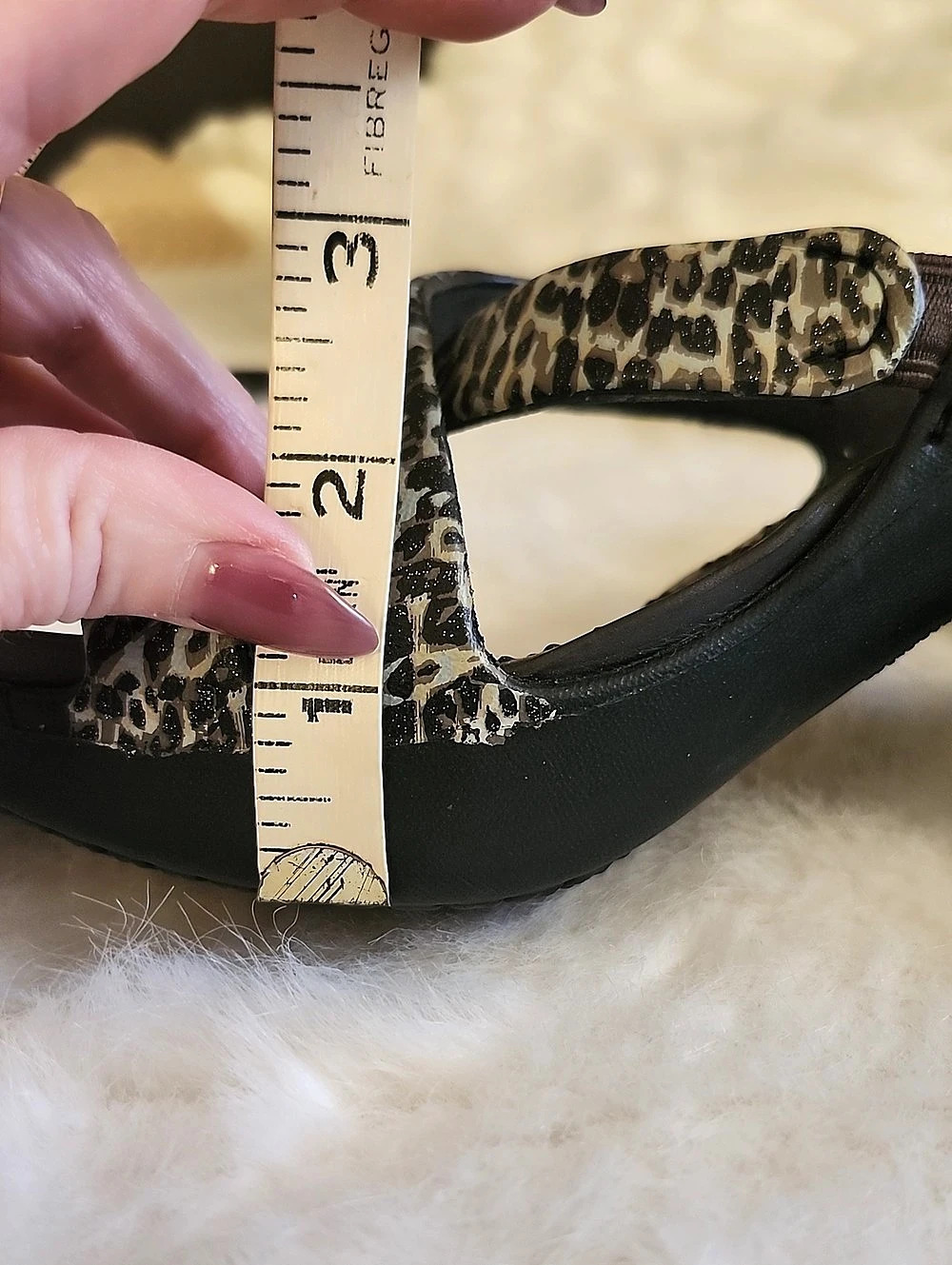 Crocs Leopard Sandle - Picture 9 of 9
